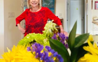 Suzanne Rosoff looking "ooo la la"!